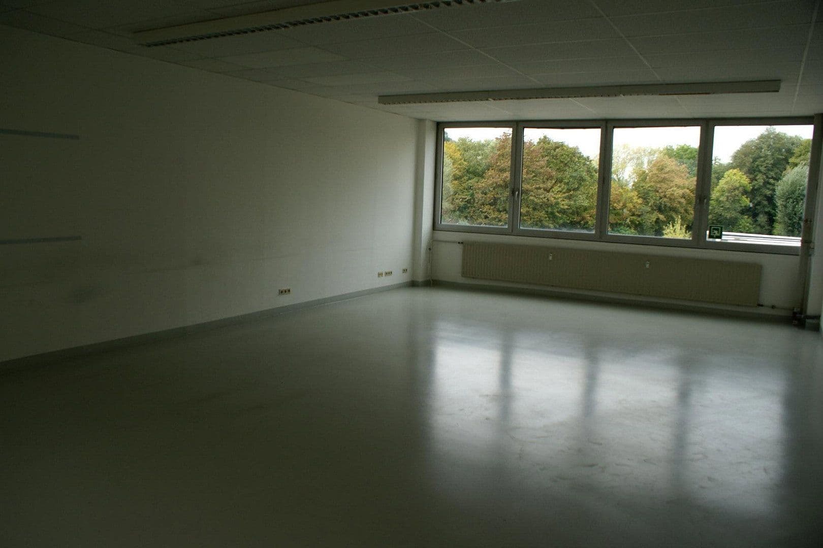 office to rent, 100 m², Aalen, Baden-Württemberg office to rent, 100 m², Aalen, Baden-Württemberg