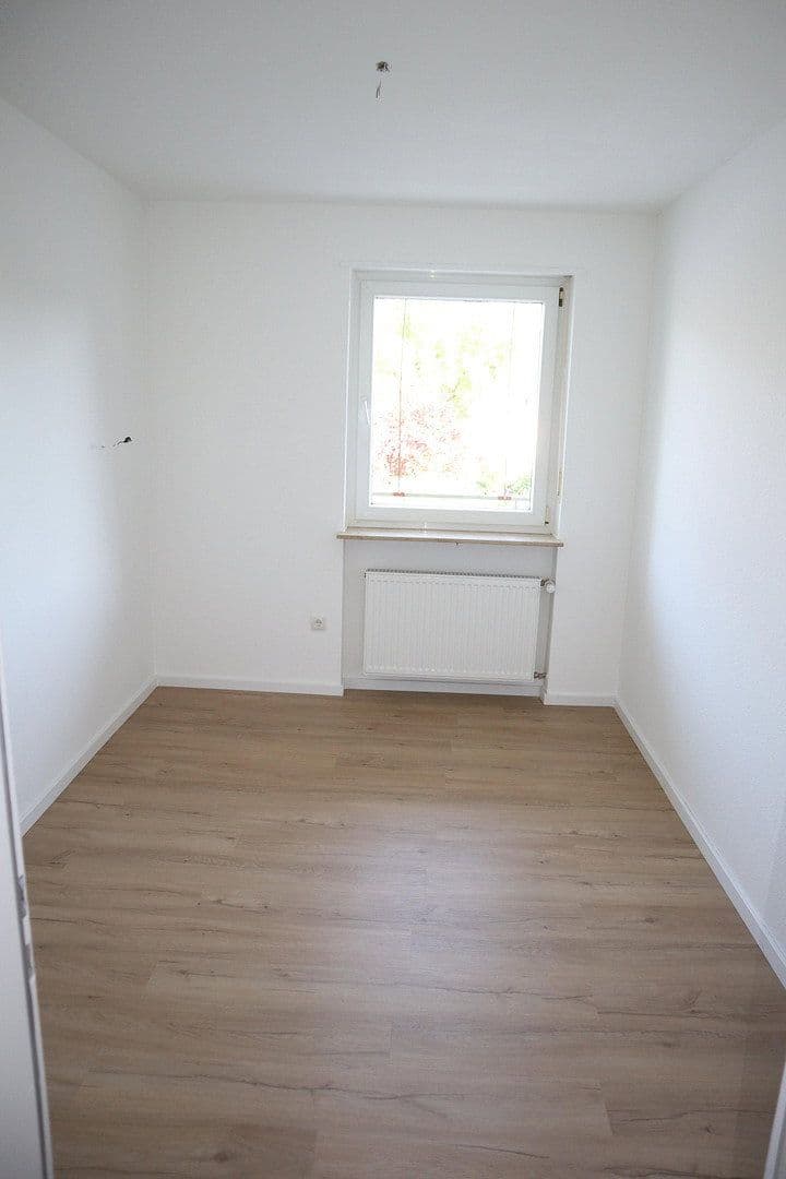 4 bedroom flat to rent, 80 m², Ludwigshafen, Rhineland-Palatinate 4 bedroom flat to rent, 80 m², Ludwigshafen, Rhineland-Palatinate