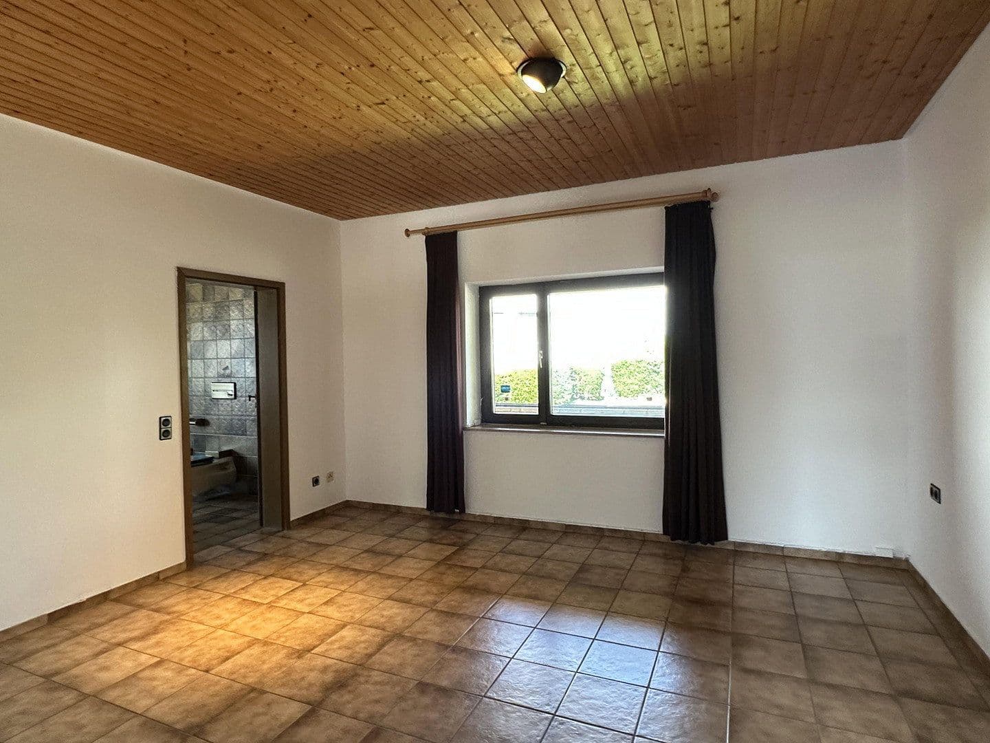 house for sale, 300 m², An den Lindenbäumen 58, Fuldabrück, Hesse house for sale, 300 m², An den Lindenbäumen 58, Fuldabrück, Hesse