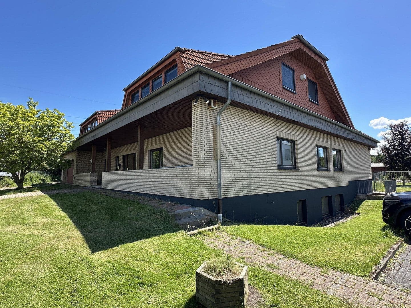 house for sale, 300 m², An den Lindenbäumen 58, Fuldabrück, Hesse house for sale, 300 m², An den Lindenbäumen 58, Fuldabrück, Hesse
