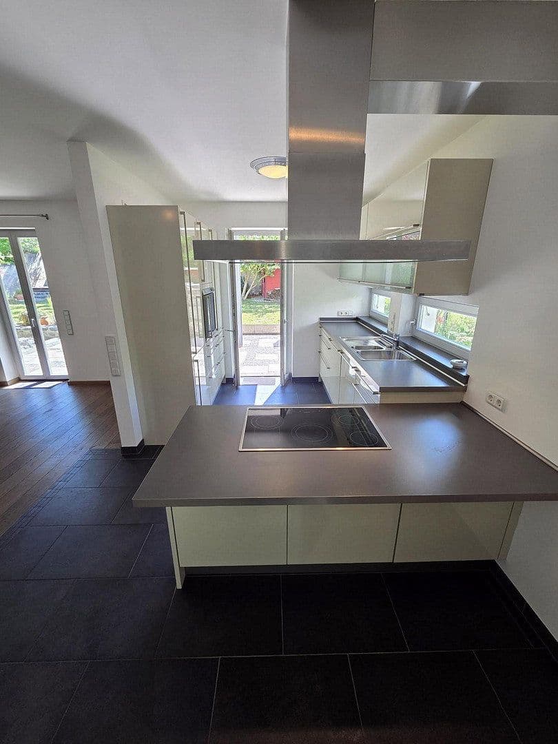 4 bedroom flat to rent, 174 m², Bensheim, Hesse 4 bedroom flat to rent, 174 m², Bensheim, Hesse