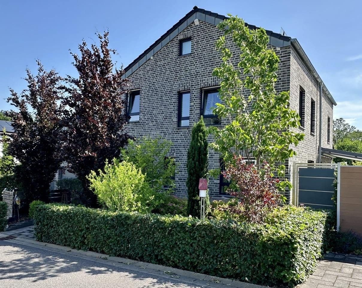house for sale, 220 m², Roetgen, North Rhine-Westphalia house for sale, 220 m², Roetgen, North Rhine-Westphalia