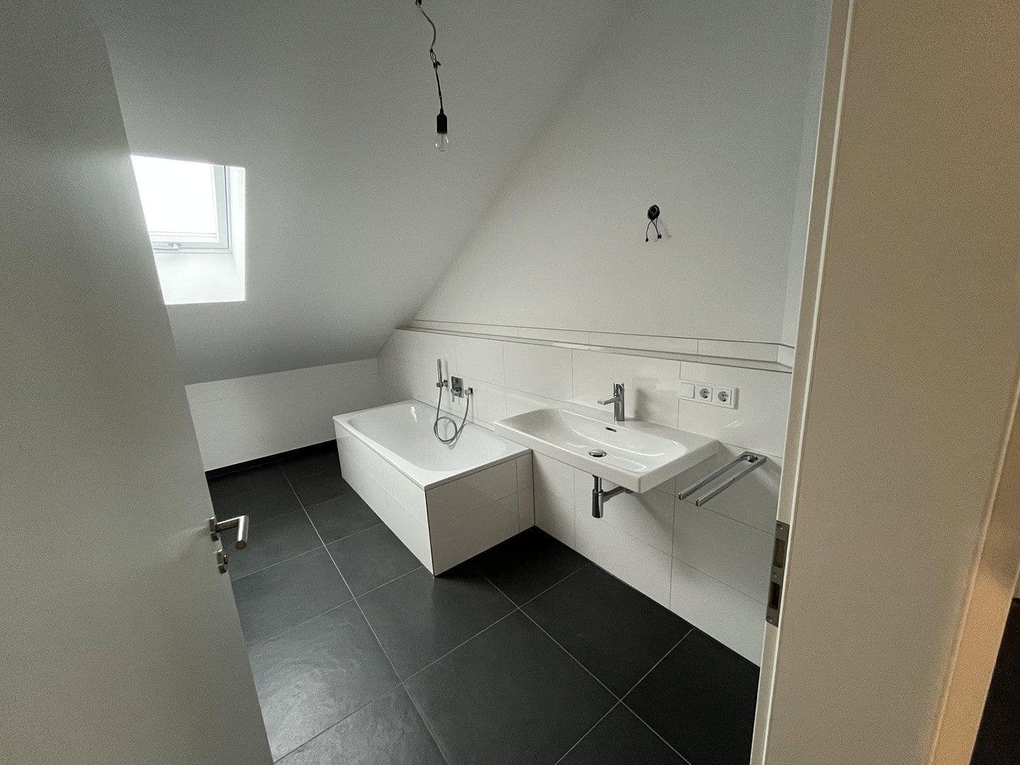2 bedroom with open-plan kitchen flat to rent, 93 m², Graf-Seinsheim-Straße 5, Grünbach (Bockhorn), Bavaria 2 bedroom with open-plan kitchen flat to rent, 93 m², Graf-Seinsheim-Straße 5, Grünbach (Bockhorn), Bavaria