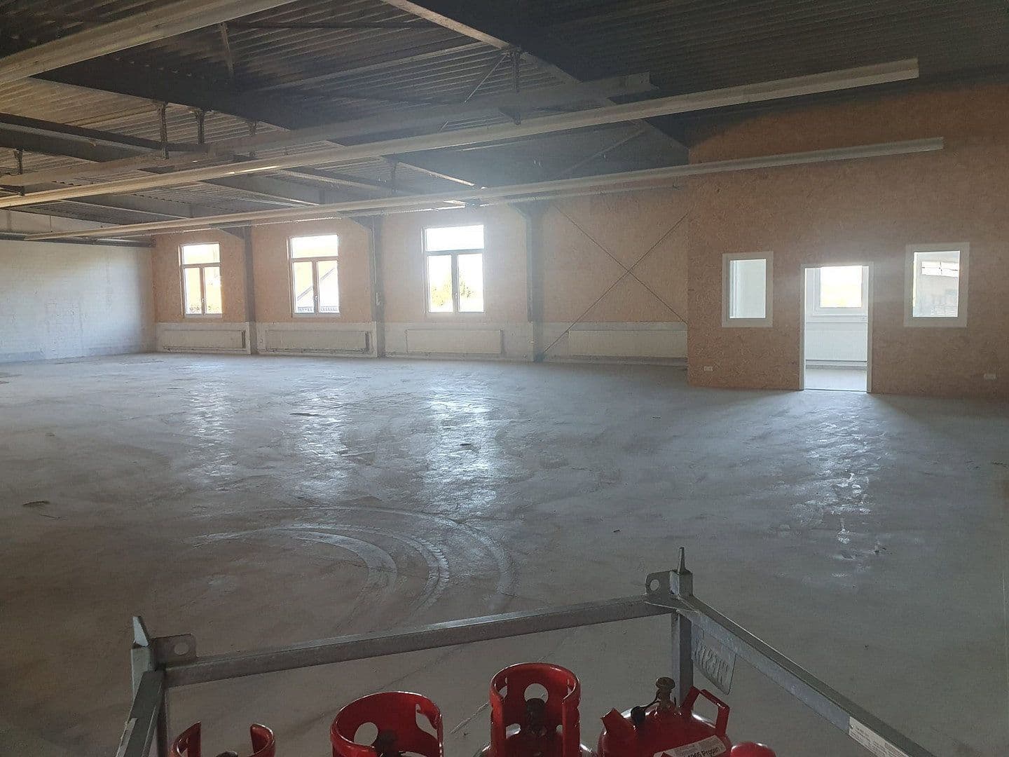 non-residential property to rent, 1,012 m², Engelsbrand, Baden-Württemberg non-residential property to rent, 1,012 m², Engelsbrand, Baden-Württemberg