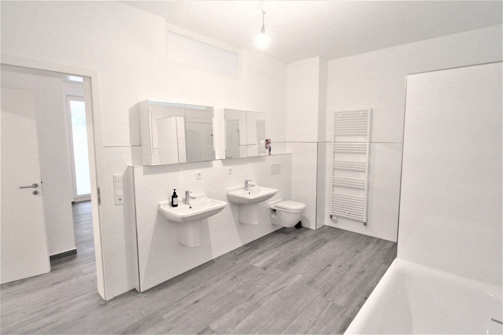 3 bedroom flat to rent, 128 m², Contrescarpe 95-97, Bremen, Bremen 3 bedroom flat to rent, 128 m², Contrescarpe 95-97, Bremen, Bremen