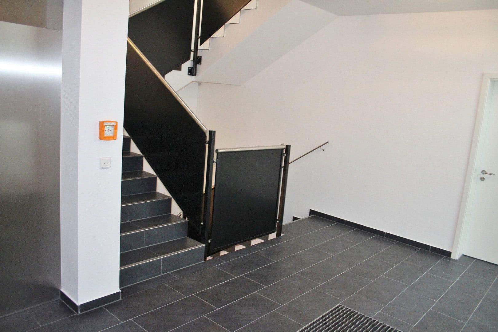 3 bedroom flat to rent, 128 m², Contrescarpe 95-97, Bremen, Bremen 3 bedroom flat to rent, 128 m², Contrescarpe 95-97, Bremen, Bremen