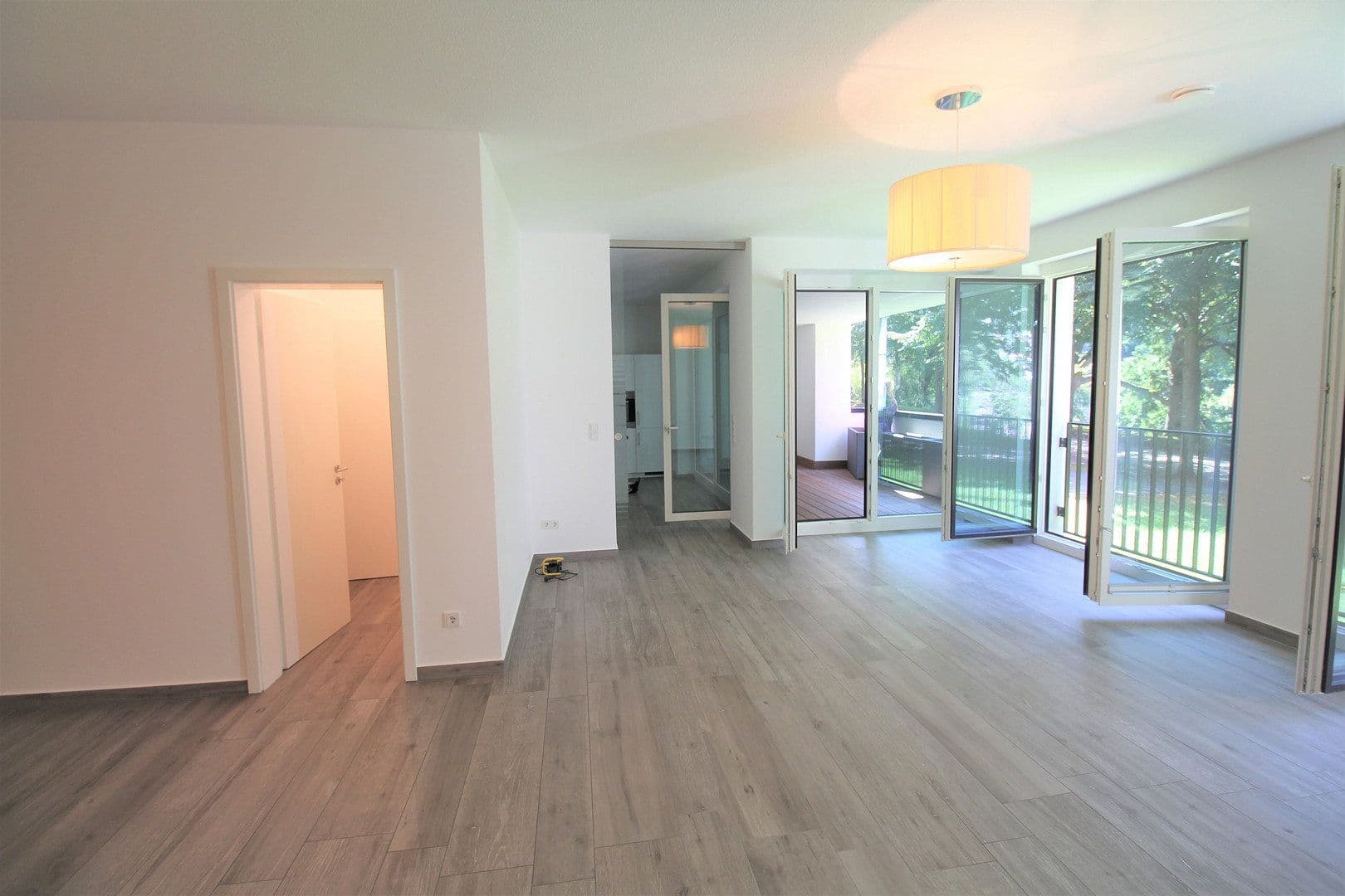 3 bedroom flat to rent, 128 m², Contrescarpe 95-97, Bremen, Bremen 3 bedroom flat to rent, 128 m², Contrescarpe 95-97, Bremen, Bremen