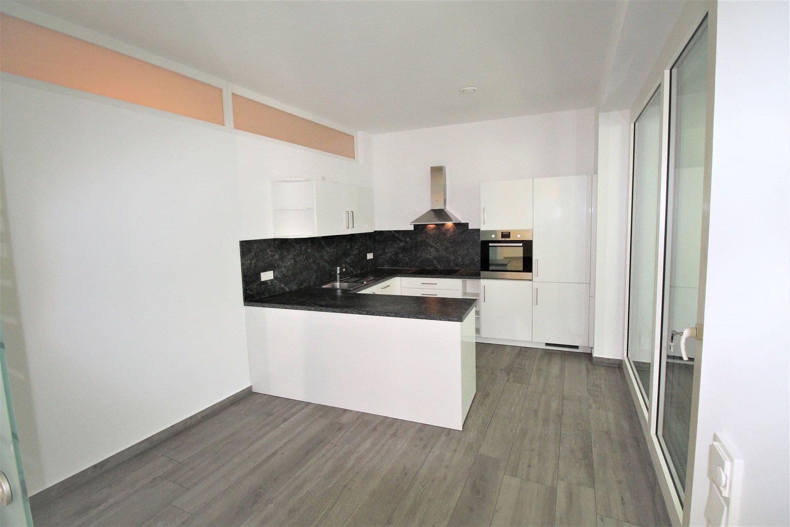 3 bedroom flat to rent, 128 m², Contrescarpe 95-97, Bremen, Bremen 3 bedroom flat to rent, 128 m², Contrescarpe 95-97, Bremen, Bremen