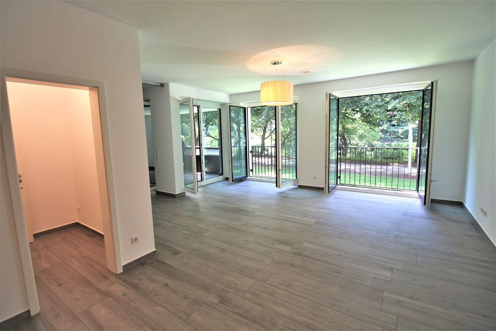 3 bedroom flat to rent, 128 m², Contrescarpe 95-97, Bremen, Bremen 3 bedroom flat to rent, 128 m², Contrescarpe 95-97, Bremen, Bremen
