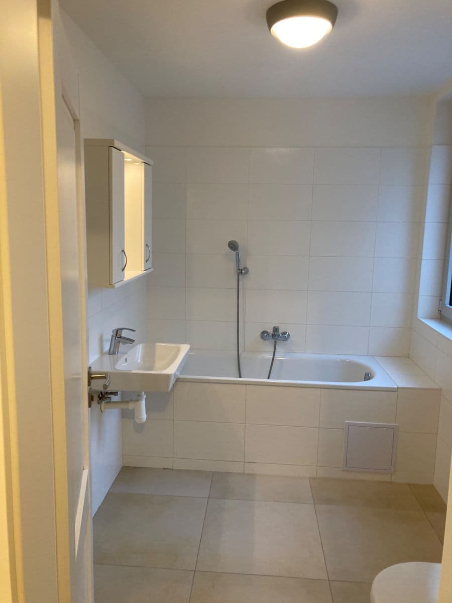 2 bedroom with open-plan kitchen flat to rent, 63 m², Pod Altánem, Prague, Prague 2 bedroom with open-plan kitchen flat to rent, 63 m², Pod Altánem, Prague, Prague