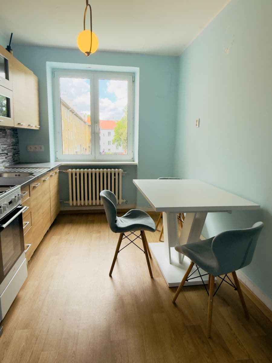 2 bedroom flat for sale, 65 m², Lipová, Karlovy Vary, Karlovarský Region 2 bedroom flat for sale, 65 m², Lipová, Karlovy Vary, Karlovarský Region