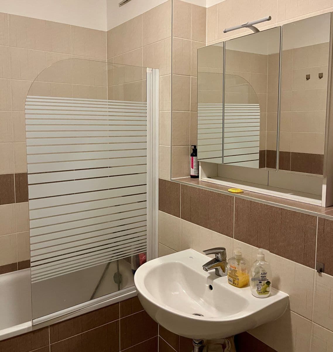 2 bedroom with open-plan kitchen flat to rent, 78 m², Saarinenova, Prague, Prague 2 bedroom with open-plan kitchen flat to rent, 78 m², Saarinenova, Prague, Prague