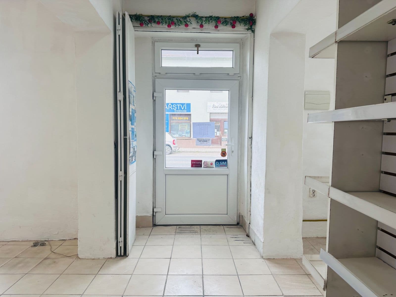 non-residential property to rent, 80 m², Přátelství, Prague, Prague non-residential property to rent, 80 m², Přátelství, Prague, Prague