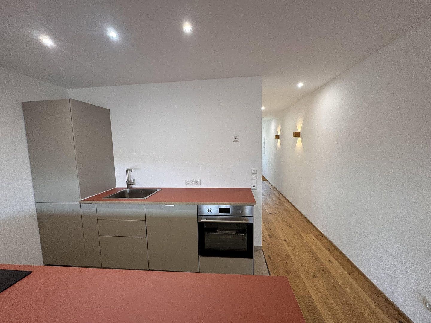 2 bedroom flat to rent, 53 m², Rimsting, Bavaria 2 bedroom flat to rent, 53 m², Rimsting, Bavaria