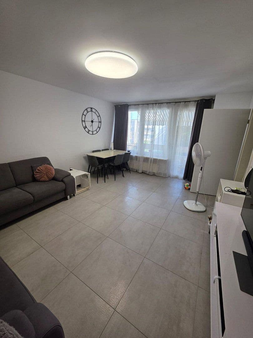 2 bedroom with open-plan kitchen flat for sale, 80 m², Fellbach, Baden-Württemberg 2 bedroom with open-plan kitchen flat for sale, 80 m², Fellbach, Baden-Württemberg