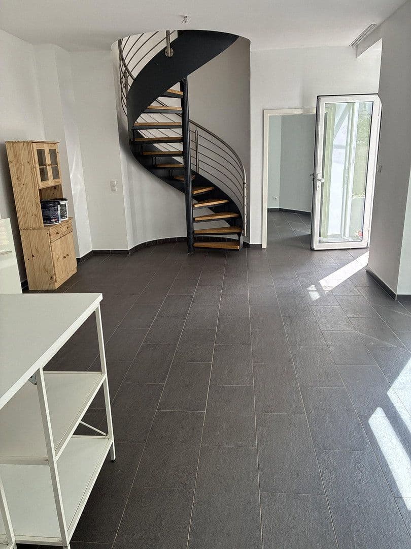 4 bedroom flat to rent, 120 m², Bonn, North Rhine-Westphalia 4 bedroom flat to rent, 120 m², Bonn, North Rhine-Westphalia