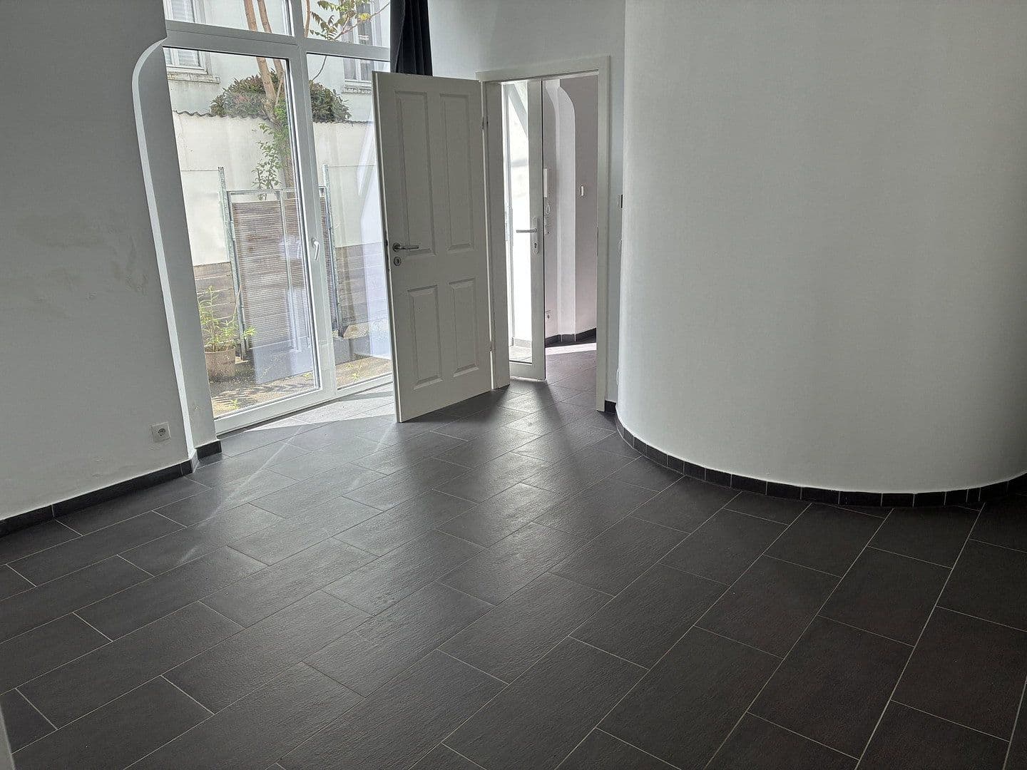 4 bedroom flat to rent, 120 m², Bonn, North Rhine-Westphalia 4 bedroom flat to rent, 120 m², Bonn, North Rhine-Westphalia