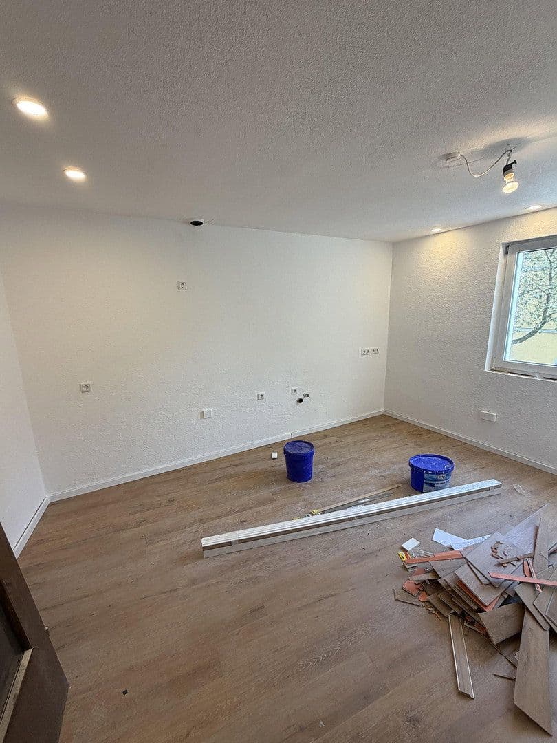 4 bedroom flat to rent, 96 m², Rheinstr 16, Solingen, North Rhine-Westphalia 4 bedroom flat to rent, 96 m², Rheinstr 16, Solingen, North Rhine-Westphalia