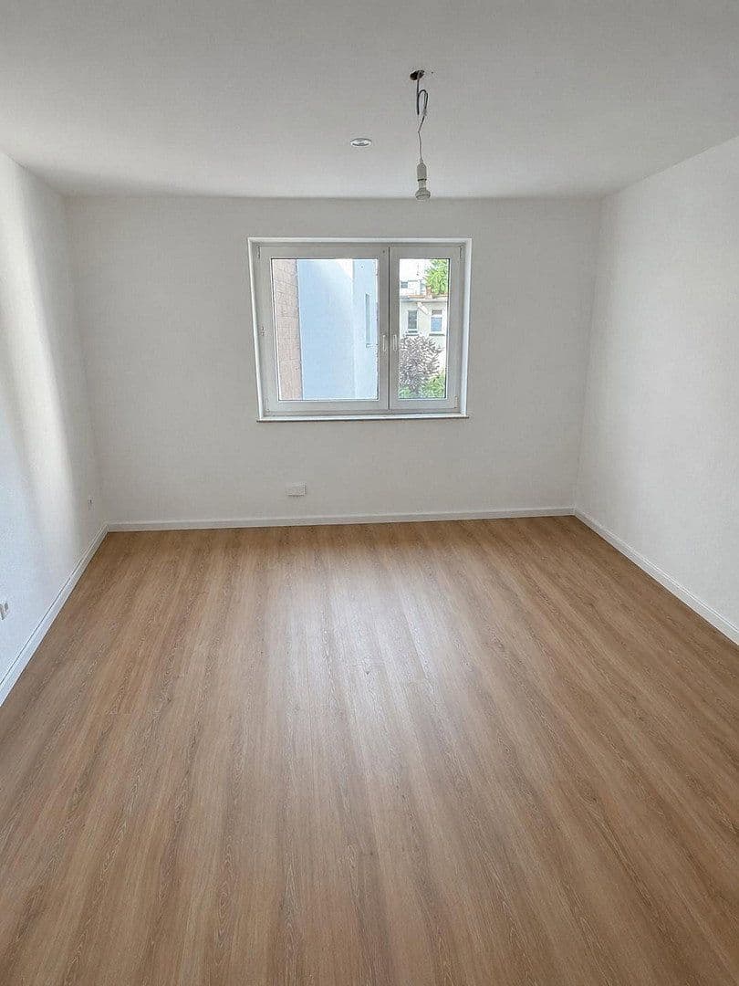 4 bedroom flat to rent, 96 m², Rheinstr 16, Solingen, North Rhine-Westphalia 4 bedroom flat to rent, 96 m², Rheinstr 16, Solingen, North Rhine-Westphalia