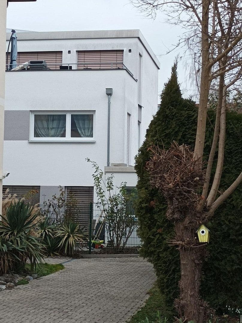 3 bedroom with open-plan kitchen flat to rent, 119 m², Uhldingen-Mühlhofen, Baden-Württemberg 3 bedroom with open-plan kitchen flat to rent, 119 m², Uhldingen-Mühlhofen, Baden-Württemberg