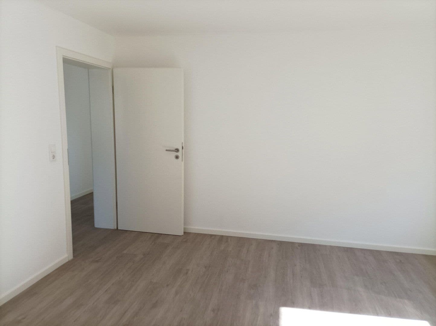 3 bedroom with open-plan kitchen flat to rent, 119 m², Uhldingen-Mühlhofen, Baden-Württemberg 3 bedroom with open-plan kitchen flat to rent, 119 m², Uhldingen-Mühlhofen, Baden-Württemberg
