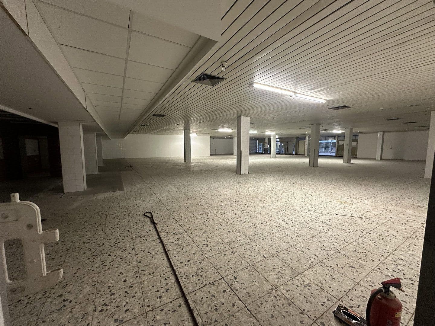 non-residential property to rent, 1,236 m², MierendorffWeg 19, Essen, North Rhine-Westphalia non-residential property to rent, 1,236 m², MierendorffWeg 19, Essen, North Rhine-Westphalia