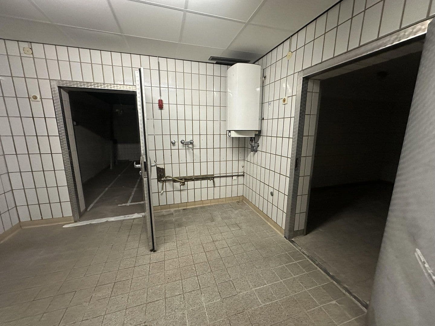 non-residential property to rent, 1,236 m², MierendorffWeg 19, Essen, North Rhine-Westphalia non-residential property to rent, 1,236 m², MierendorffWeg 19, Essen, North Rhine-Westphalia