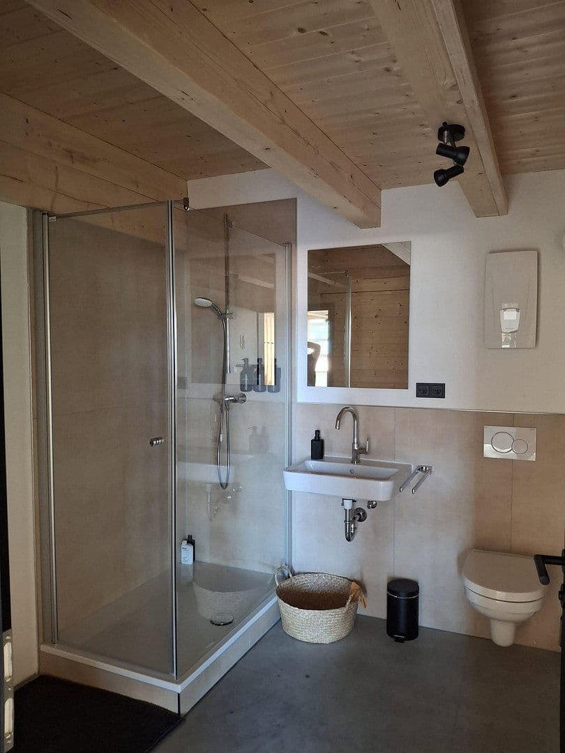 non-residential property to rent, 334 m², Hemau, Bavaria non-residential property to rent, 334 m², Hemau, Bavaria