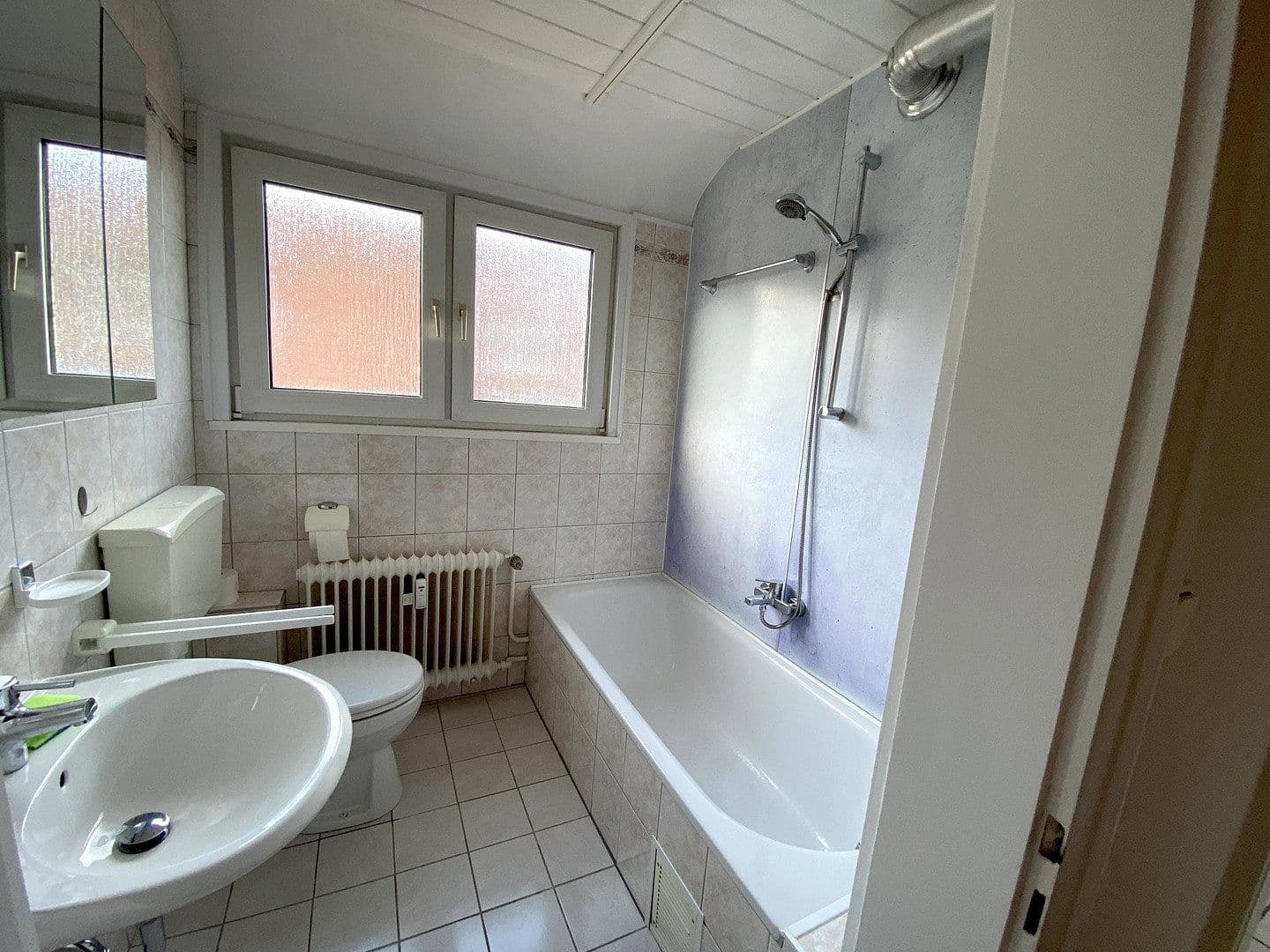 3 bedroom flat to rent, 53 m², Kaiserslautern, Rhineland-Palatinate 3 bedroom flat to rent, 53 m², Kaiserslautern, Rhineland-Palatinate