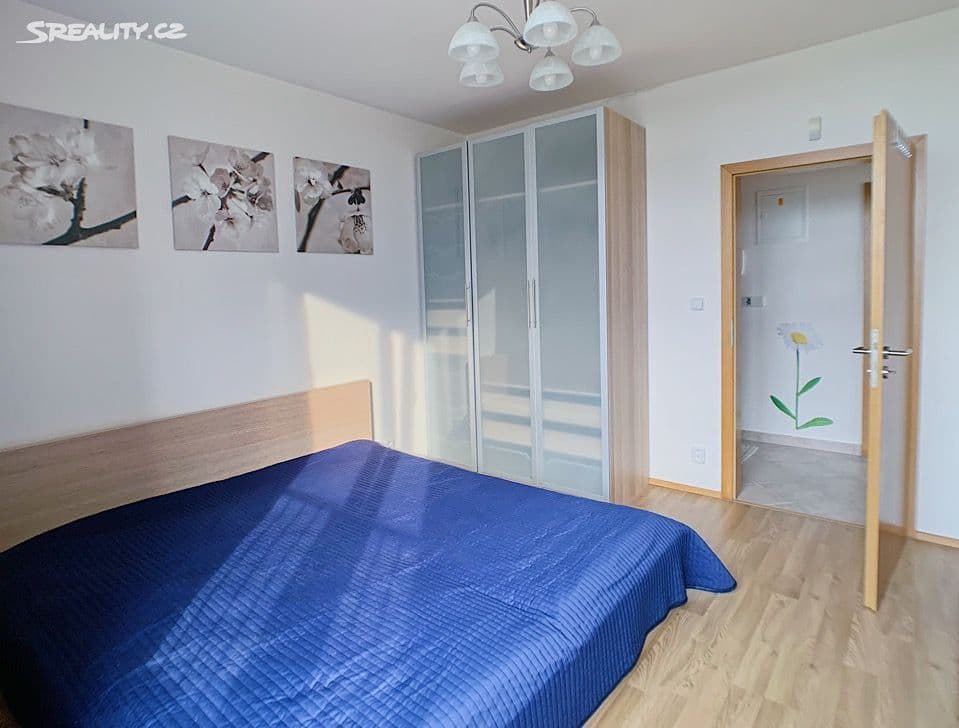 1 bedroom with open-plan kitchen flat to rent, 59 m², Milotická, Prague, Prague 1 bedroom with open-plan kitchen flat to rent, 59 m², Milotická, Prague, Prague