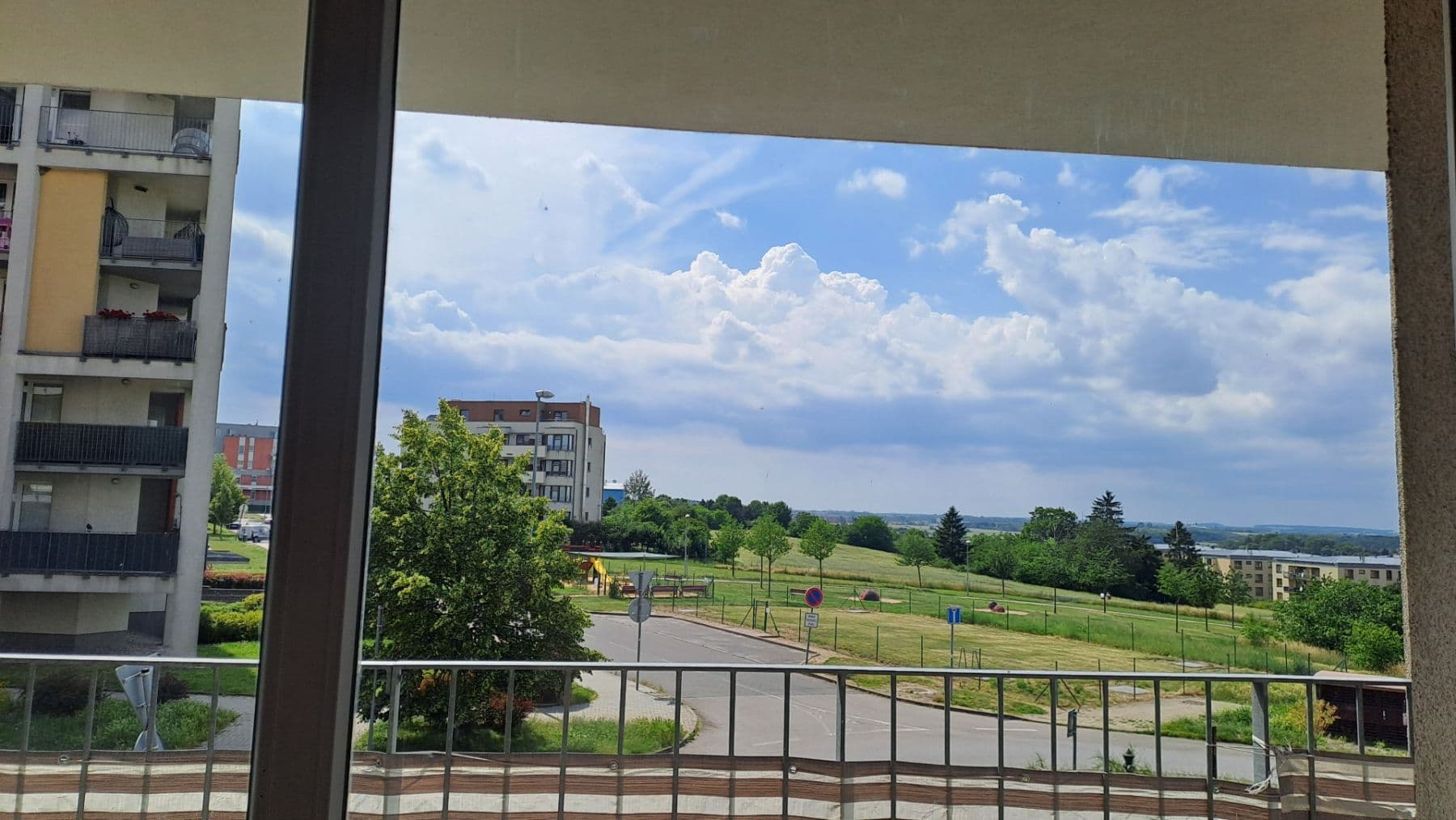 1 bedroom with open-plan kitchen flat to rent, 59 m², Milotická, Prague, Prague 1 bedroom with open-plan kitchen flat to rent, 59 m², Milotická, Prague, Prague