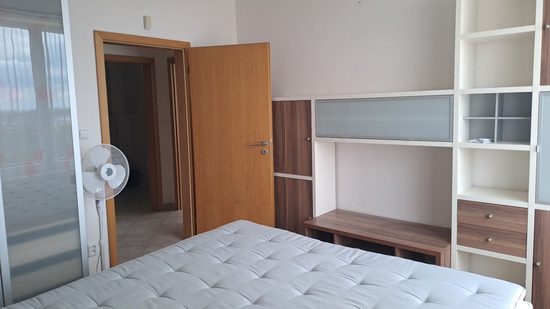 1 bedroom with open-plan kitchen flat to rent, 59 m², Milotická, Prague, Prague 1 bedroom with open-plan kitchen flat to rent, 59 m², Milotická, Prague, Prague