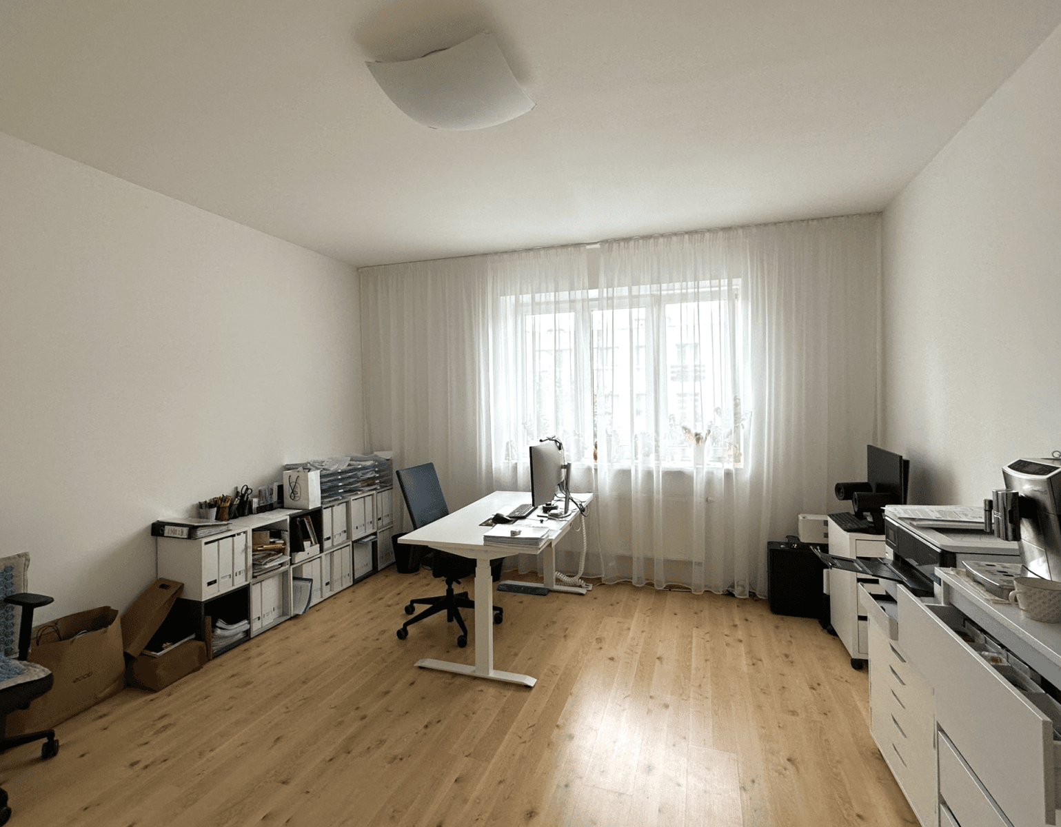 2 bedroom with open-plan kitchen flat to rent, 98 m², Na Šedivé, Prague, Prague 2 bedroom with open-plan kitchen flat to rent, 98 m², Na Šedivé, Prague, Prague