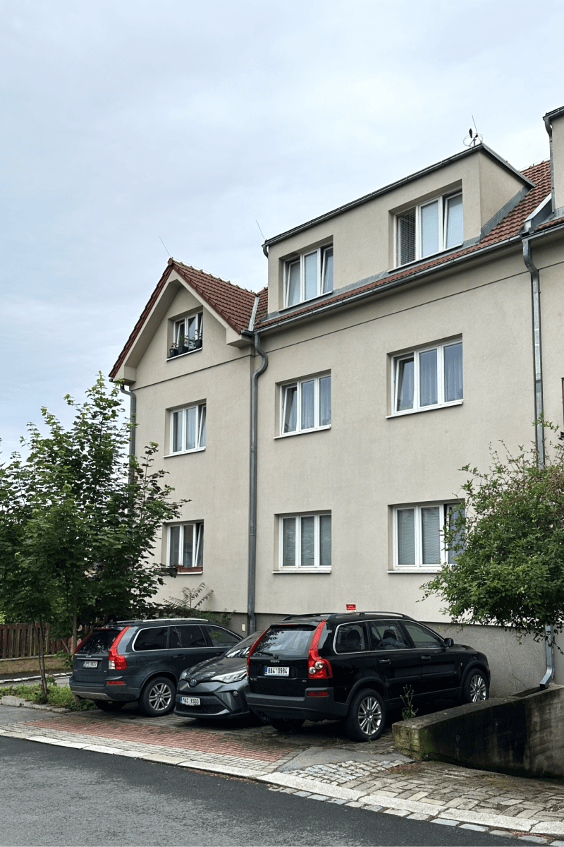 2 bedroom with open-plan kitchen flat to rent, 98 m², Na Šedivé, Prague, Prague 2 bedroom with open-plan kitchen flat to rent, 98 m², Na Šedivé, Prague, Prague