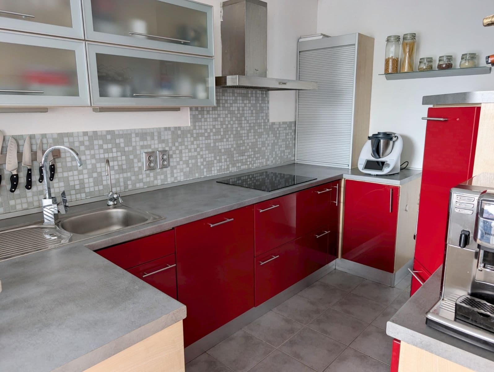 2 bedroom with open-plan kitchen flat to rent, 79 m², Voskovcova, Prague, Prague 2 bedroom with open-plan kitchen flat to rent, 79 m², Voskovcova, Prague, Prague