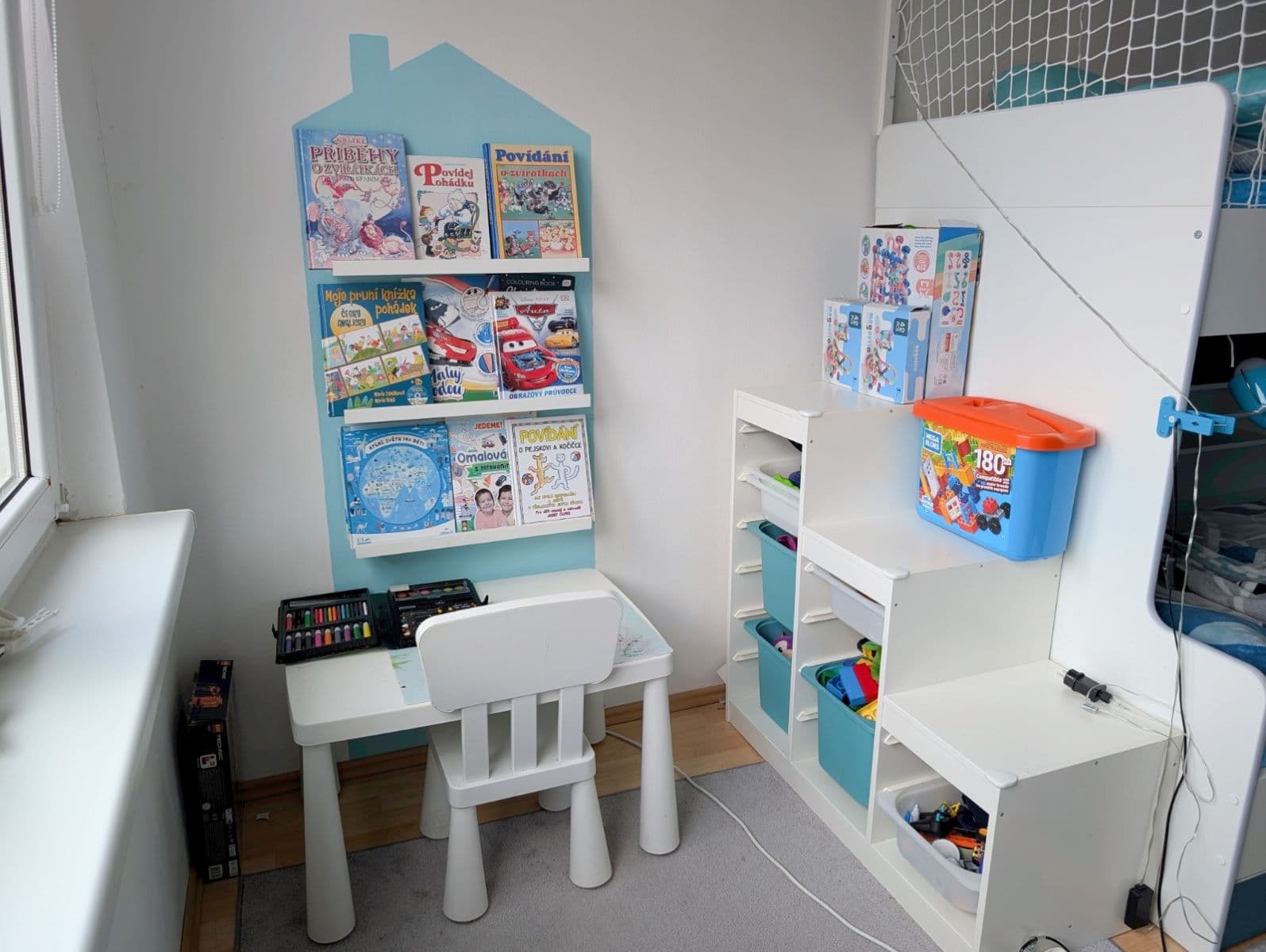 2 bedroom with open-plan kitchen flat to rent, 79 m², Voskovcova, Prague, Prague 2 bedroom with open-plan kitchen flat to rent, 79 m², Voskovcova, Prague, Prague