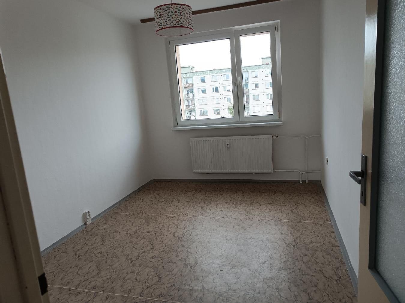 3 bedroom flat to rent, 72 m², Seifertova, Liberec, Liberecký Region 3 bedroom flat to rent, 72 m², Seifertova, Liberec, Liberecký Region