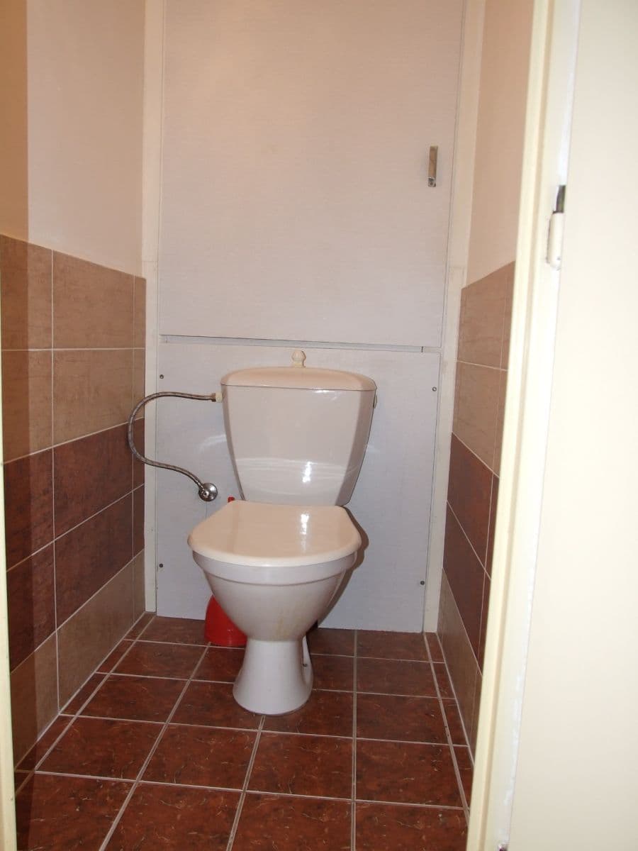 3 bedroom flat to rent, 71 m², Breitcetlova, Prague, Prague 3 bedroom flat to rent, 71 m², Breitcetlova, Prague, Prague