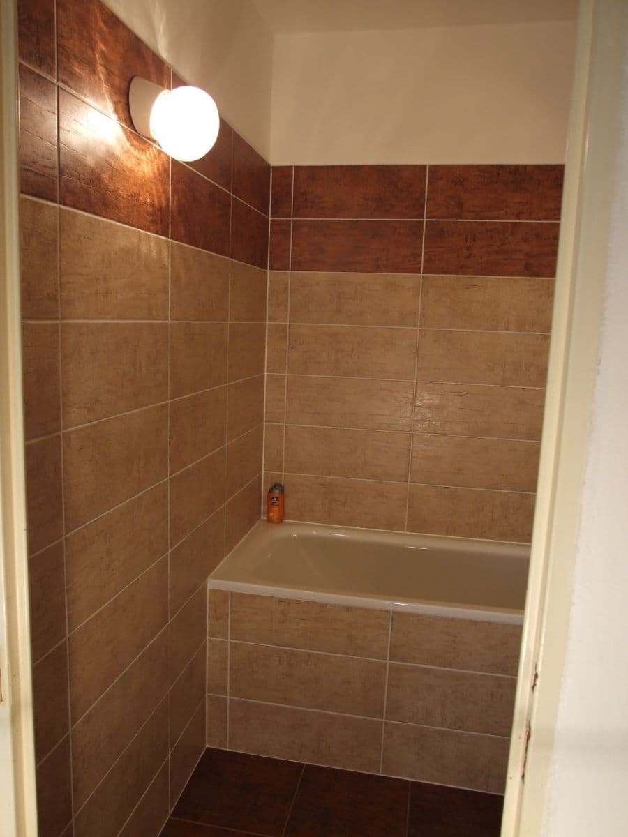 3 bedroom flat to rent, 71 m², Breitcetlova, Prague, Prague 3 bedroom flat to rent, 71 m², Breitcetlova, Prague, Prague