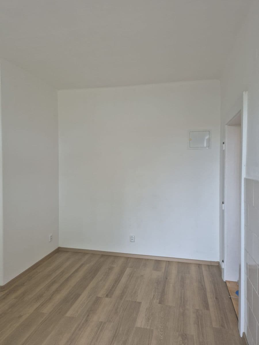 1 bedroom with open-plan kitchen flat to rent, 48 m², Vančurova, Cheb, Karlovarský Region 1 bedroom with open-plan kitchen flat to rent, 48 m², Vančurova, Cheb, Karlovarský Region
