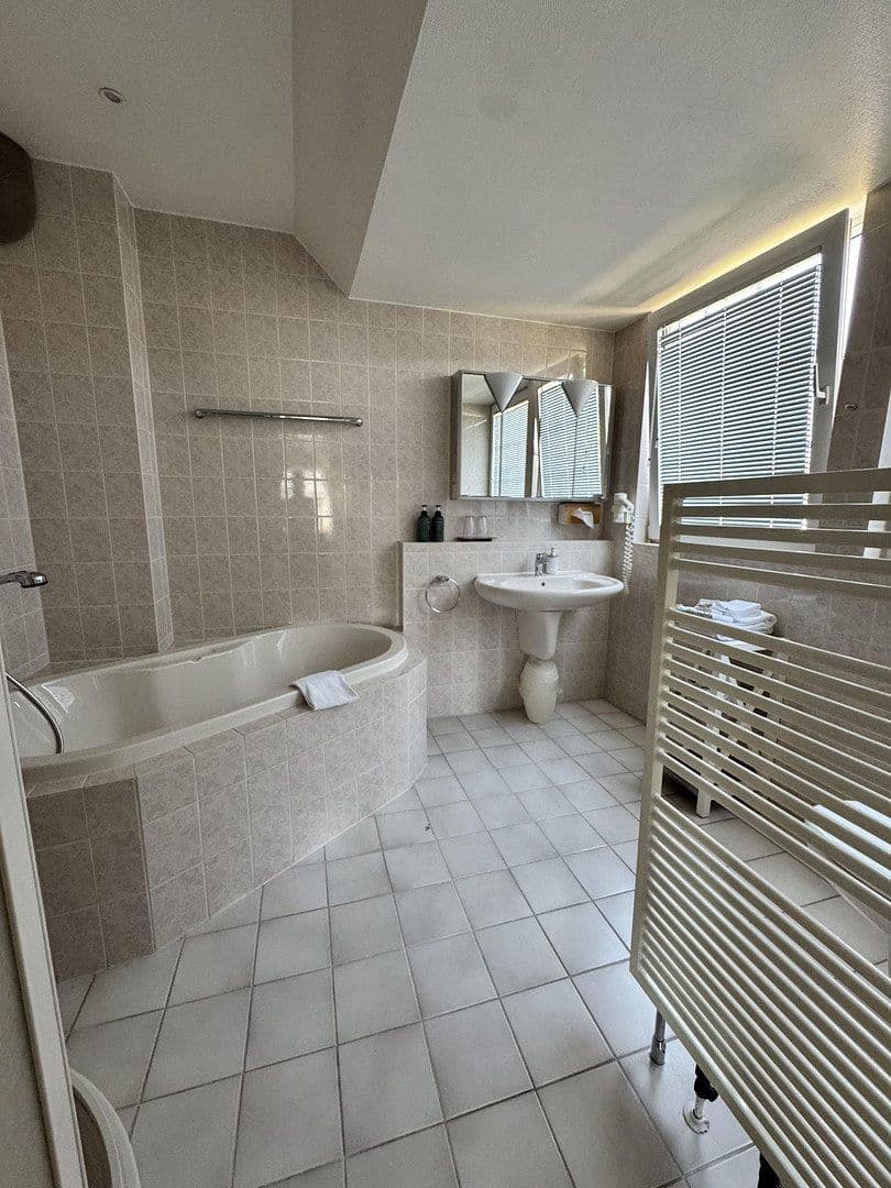 1 bedroom flat to rent, 40 m², Dombach-Sander-Straße 72, Bergisch Gladbach, North Rhine-Westphalia 1 bedroom flat to rent, 40 m², Dombach-Sander-Straße 72, Bergisch Gladbach, North Rhine-Westphalia