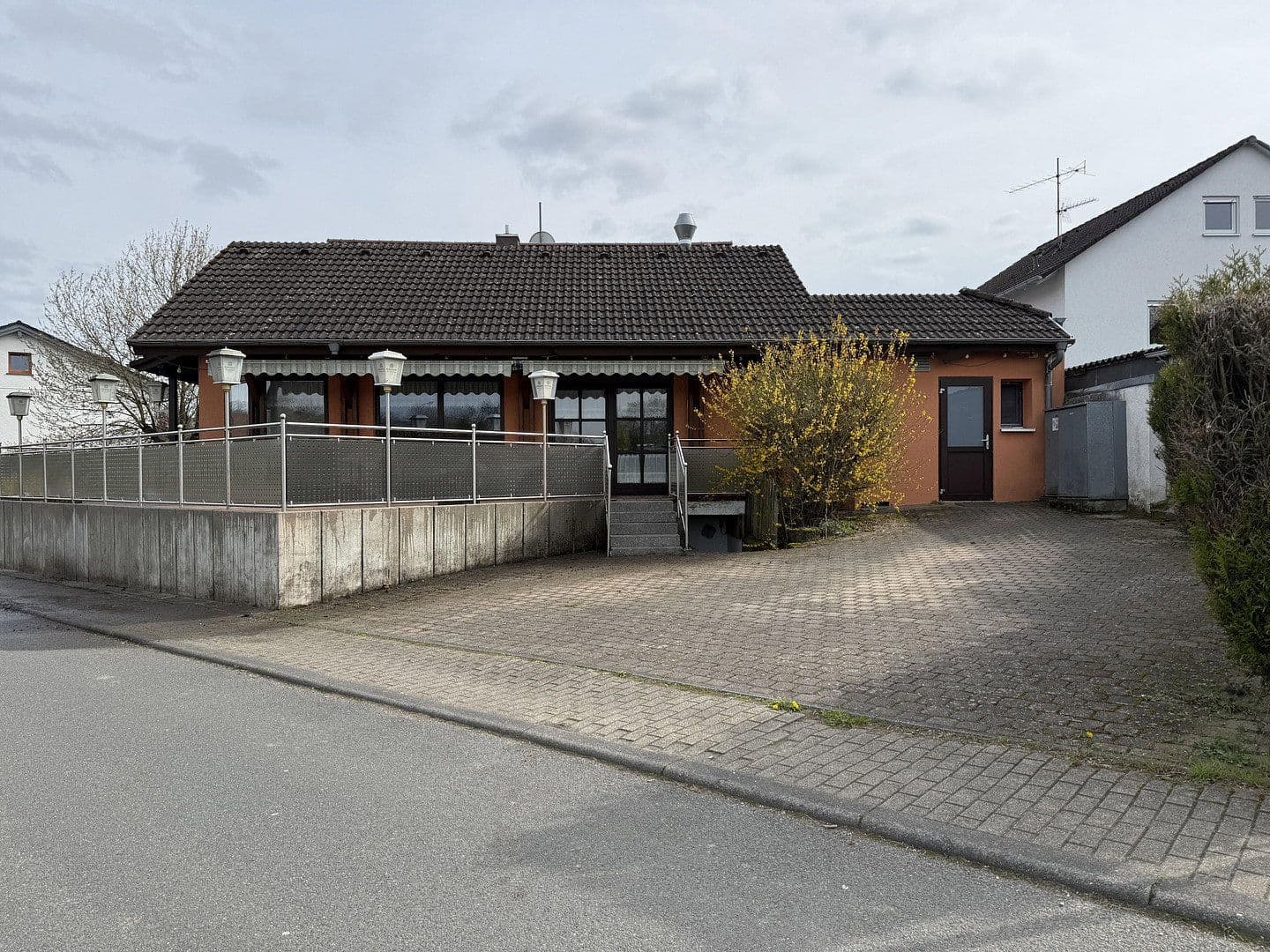 house for sale, 250 m², Rosenstraße 2, Schefflenz, Baden-Württemberg house for sale, 250 m², Rosenstraße 2, Schefflenz, Baden-Württemberg