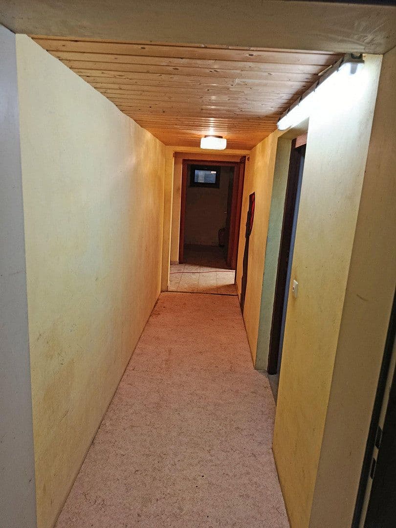 house for sale, 235 m², Reutlingen, Baden-Württemberg house for sale, 235 m², Reutlingen, Baden-Württemberg