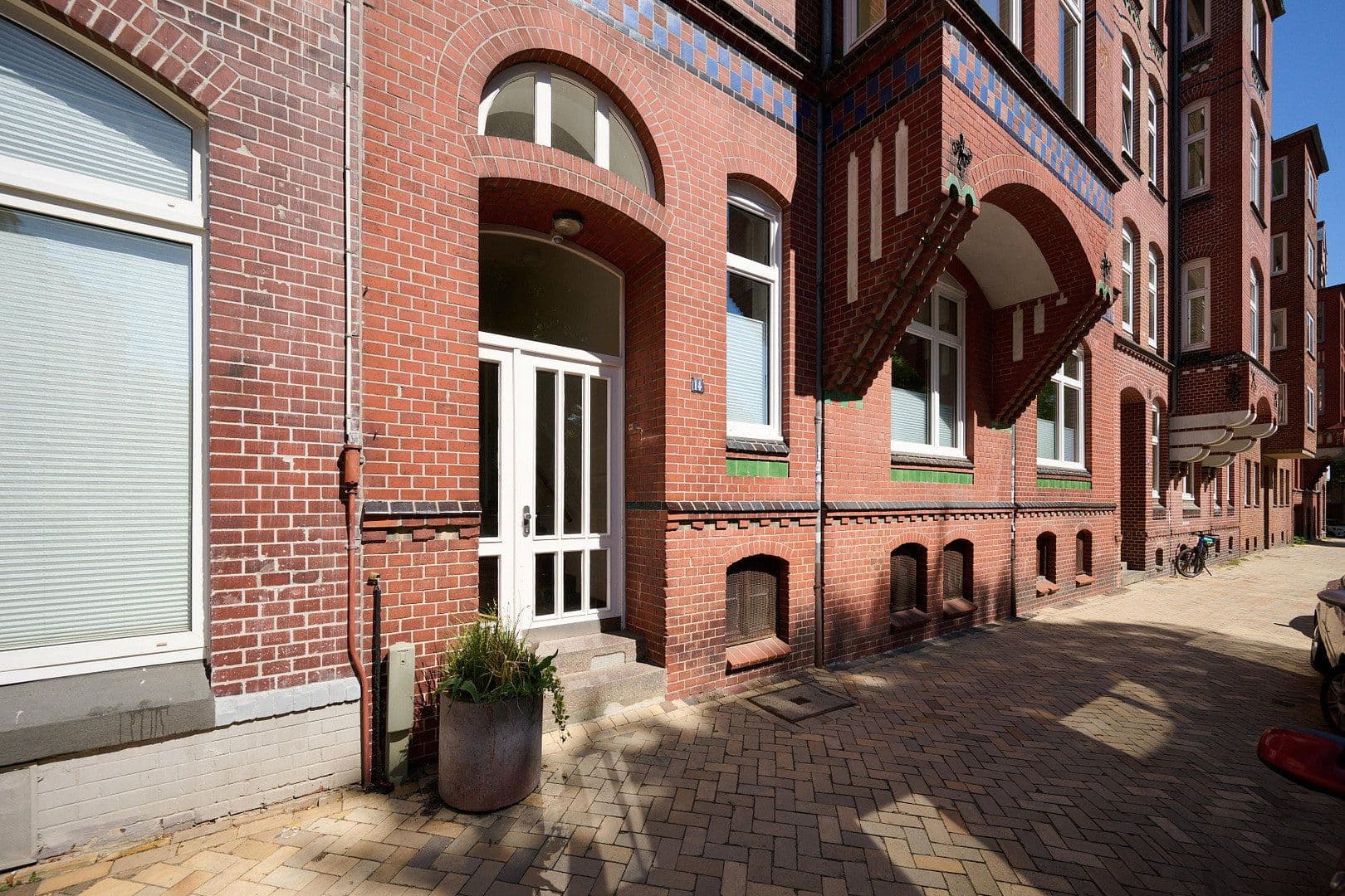 2 bedroom with open-plan kitchen flat for sale, 127 m², Adolfplatz 14, Kiel, Schleswig-Holstein 2 bedroom with open-plan kitchen flat for sale, 127 m², Adolfplatz 14, Kiel, Schleswig-Holstein