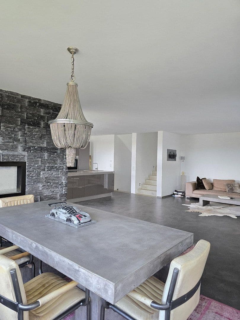 house for sale, 170 m², Niefern-Öschelbronn, Baden-Württemberg house for sale, 170 m², Niefern-Öschelbronn, Baden-Württemberg