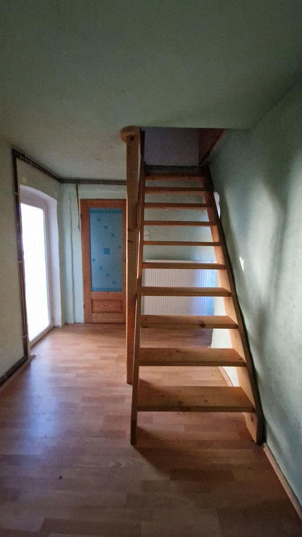 2 bedroom with open-plan kitchen flat for sale, 97 m², Radevormwald, North Rhine-Westphalia 2 bedroom with open-plan kitchen flat for sale, 97 m², Radevormwald, North Rhine-Westphalia