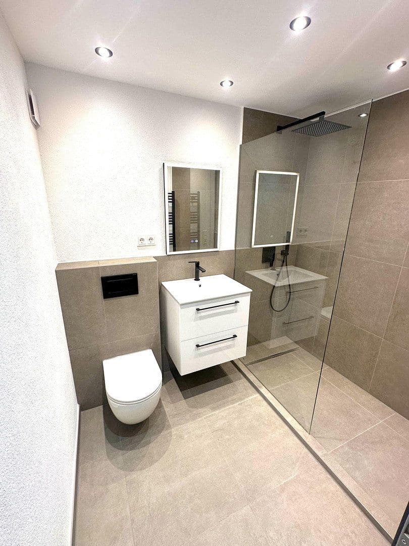 4 bedroom with open-plan kitchen flat for sale, 124 m², Kastenackerweg 10, Esslingen am Neckar, Baden-Württemberg 4 bedroom with open-plan kitchen flat for sale, 124 m², Kastenackerweg 10, Esslingen am Neckar, Baden-Württemberg