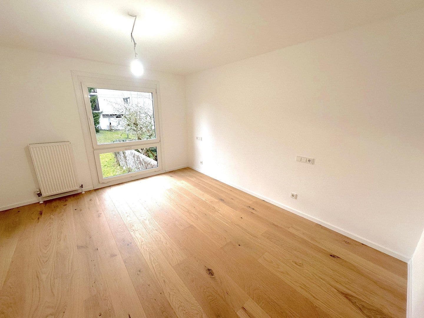 4 bedroom with open-plan kitchen flat for sale, 124 m², Kastenackerweg 10, Esslingen am Neckar, Baden-Württemberg 4 bedroom with open-plan kitchen flat for sale, 124 m², Kastenackerweg 10, Esslingen am Neckar, Baden-Württemberg