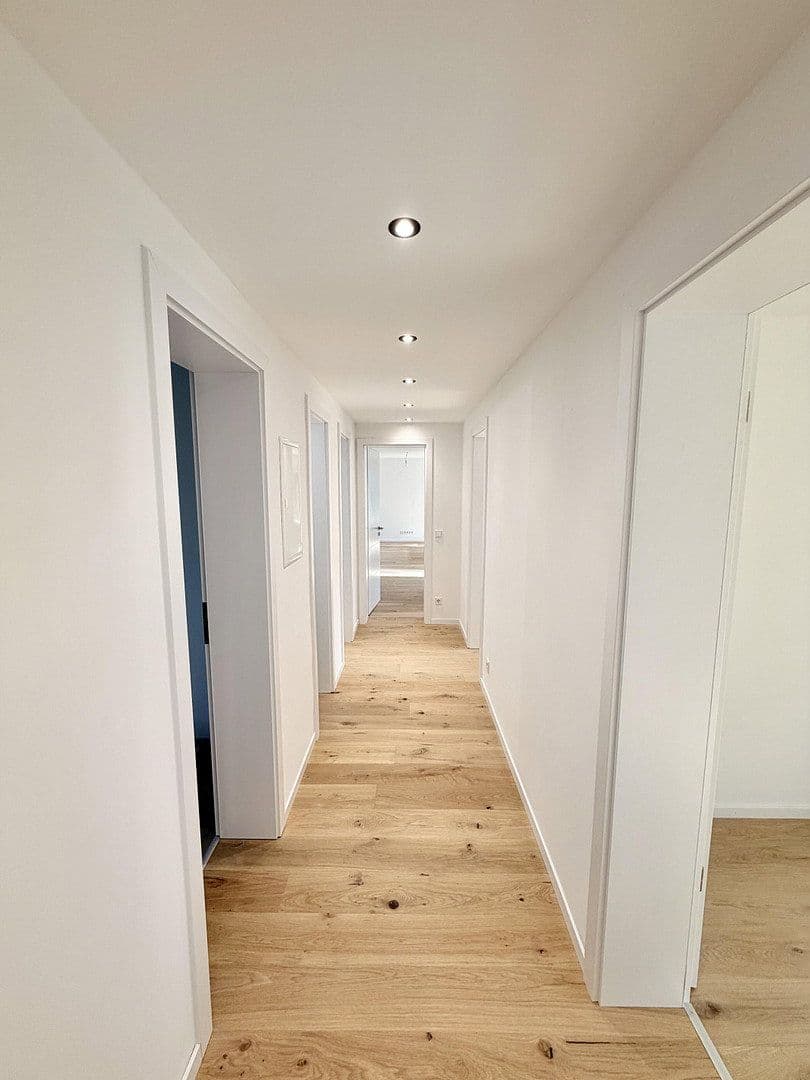 4 bedroom with open-plan kitchen flat for sale, 124 m², Kastenackerweg 10, Esslingen am Neckar, Baden-Württemberg 4 bedroom with open-plan kitchen flat for sale, 124 m², Kastenackerweg 10, Esslingen am Neckar, Baden-Württemberg