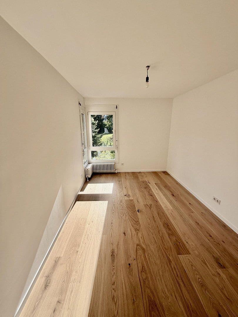 4 bedroom with open-plan kitchen flat for sale, 124 m², Kastenackerweg 10, Esslingen am Neckar, Baden-Württemberg 4 bedroom with open-plan kitchen flat for sale, 124 m², Kastenackerweg 10, Esslingen am Neckar, Baden-Württemberg